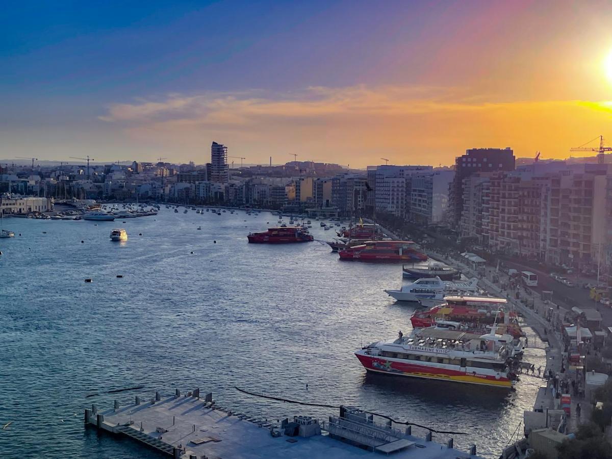 Seafront Duplex Penthouse Apartment Sliema Exterior foto