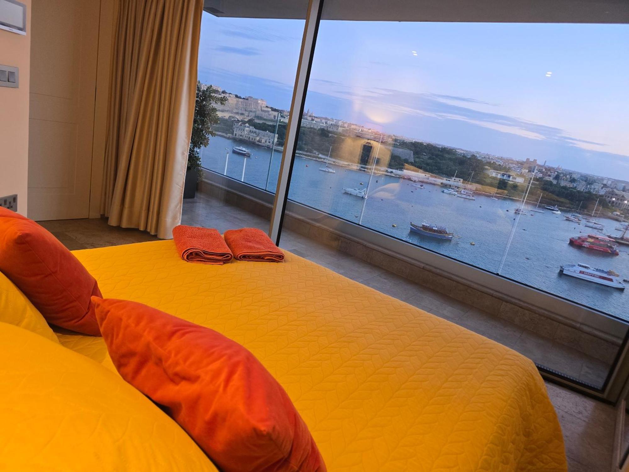 Seafront Duplex Penthouse Apartment Sliema Exterior foto