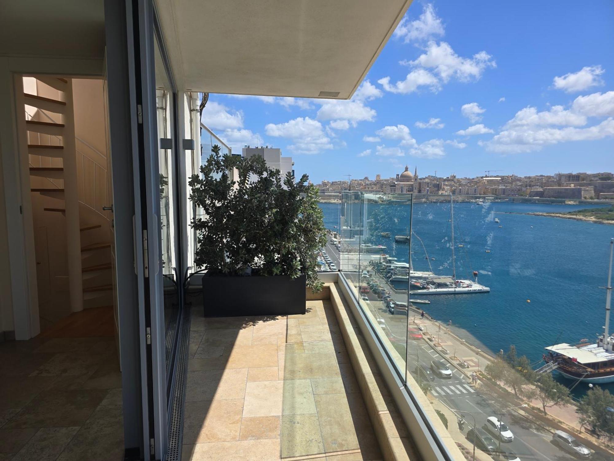 Seafront Duplex Penthouse Apartment Sliema Exterior foto